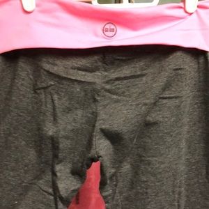 So low fold over yoga pants grey medium